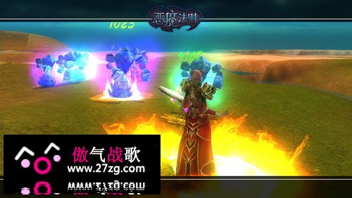 游离在现实与《恶魔法则》之间的美女