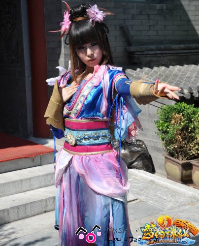 秒杀宅男《梦幻诛仙》美女玩家纯情cos写真