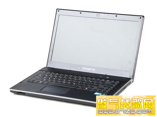 横扫4000元娱乐本市场方正R430升级版评测