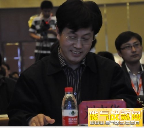 点击查看原图 工委秘书长刘杰华:2010年网页游戏销售达到41.9亿