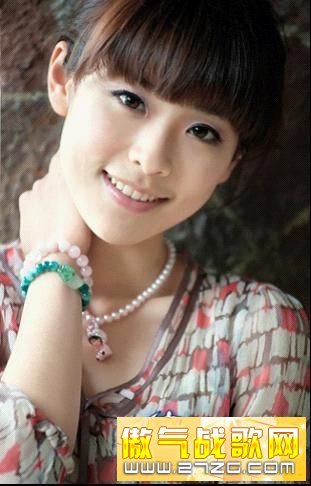 倩女幽魂美女玩家化身琴娘 IPAD2演奏《兰若词》