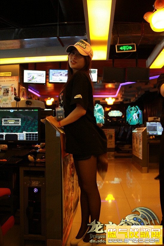 金陵宝钗女玩家 争战WCG龙之谷南京站