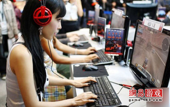 游戏比男人更生猛 女玩家不爱男人爱网游